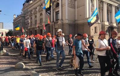 Долги по зарплате: во Львове митинговали шахтеры
