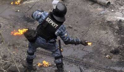 Бывшему командиру роты "Беркут" сообщено о подозрении в организации теракта и убийств на Майдане
