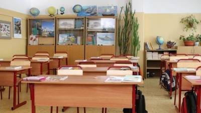 «Единая Россия» представит в правительство реестр нуждающихся в ремонте школ