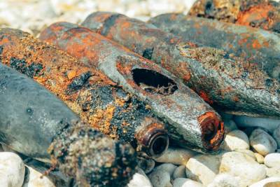Еще 247 снарядов достали из воды в бухте в Севастополе