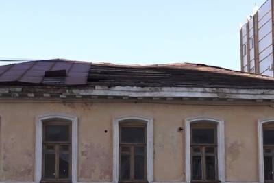 4 миллиона выделили на ремонт сорванной ураганом крыши дома Малевича в Курске