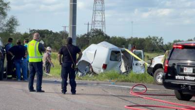 Больше десяти человек погибли в аварии фургона в Техасе