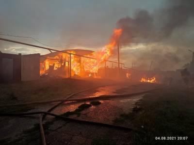 В Башкирии из-за удара молнии горели два дома