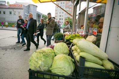 В Свердловской области продолжают дорожать продукты: капуста, лук и курица