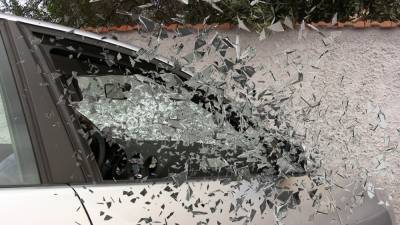 Два человека пострадали в аварии Lada Granta и Nissan Murano в Пронском районе