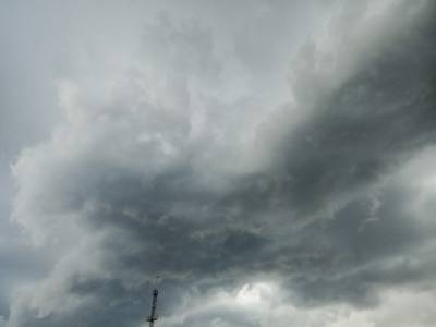 В одном из сел Башкирии ураганный ветер снес около 30 крыш