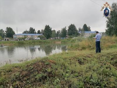 СК выясняет обстоятельства гибели двух человек в пруду в сеченовском пруду