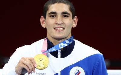 Российский боксер Альберт Батыргазиев завоевал золото Олимпиады в Токио