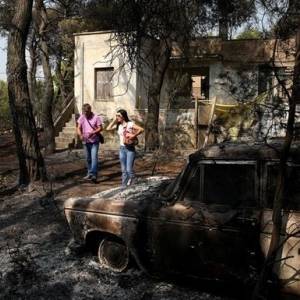 Из-за пожаров в Греции эвакуировали жителей острова Эвбея