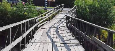 В Карелии разваливается мост, где снималась комедия «Любовь и голуби»