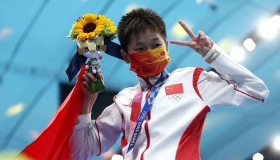 Китаянка Хунчань Цюань стала олимпийской чемпионкой по прыжкам в воду с вышки