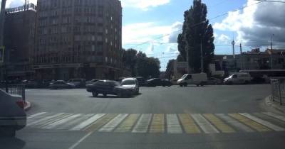 Смертельное ДТП на Фрунзе попало в объектив регистратора машины (видео)