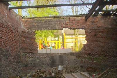 Обстрел разрушил 4 дома в поселке под Донецком
