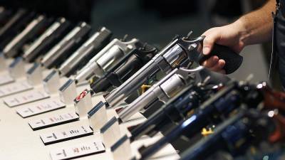 Мексика подала в суд на производителей оружия из США