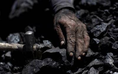 Взрыв на шахте "Покровское": скончались еще два горняка
