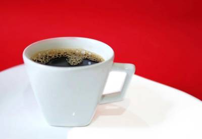 Употребление кофе сразу после пробуждения вызывает скачок сахара в крови