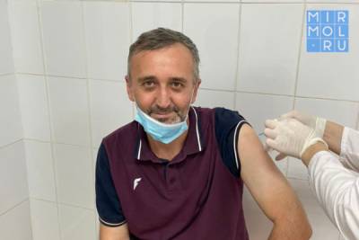 Предприниматели Новолакского района проходят вакцинацию