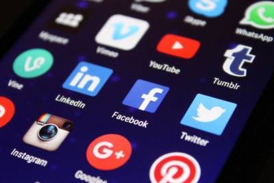 Facebook в России назвали самой «деструктивной» соцсетью