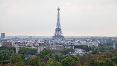 Иностранные туристы с 9 августа смогут получать санитарные пропуска во Франции