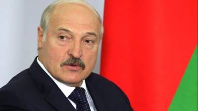 Лукашенко велел закрыть границу Белоруссии: «Ни одна нога ступить не должна!»