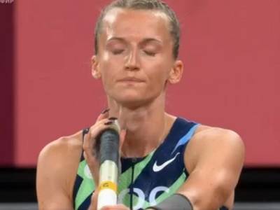 Анжелика Сидорова стала второй в прыжках с шестом на Олимпиаде в Токио