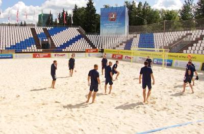 Сборная России по пляжному футболу готовится к чемпионату мира