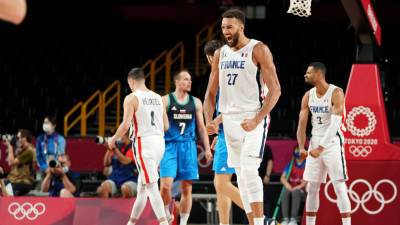Франция победила Словению и вышла в финал мужского баскетбольного турнира ОИ