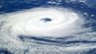 В китайской провинции Гуандун из-за тайфуна эвакуировали более 33 тыс. человек
