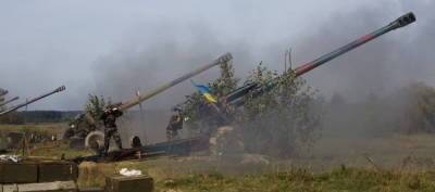 «Эскалация набирает обороты» – ВСУ обстреляли Донбасс из тяжелого...