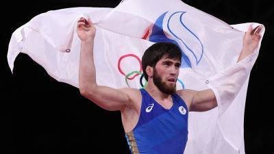 Заур Угуев принёс России вторую золотую олимпийскую медаль в вольной борьбе
