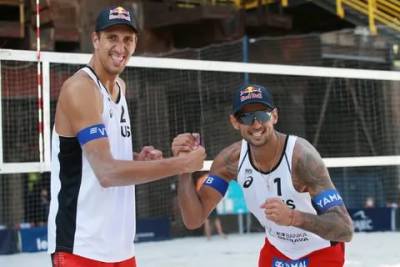 Пляжники Красильников и Стояновский вышли в финал Олимпийских игр