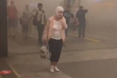 На Киевском вокзале в Москве началась эвакуация из-за задымления