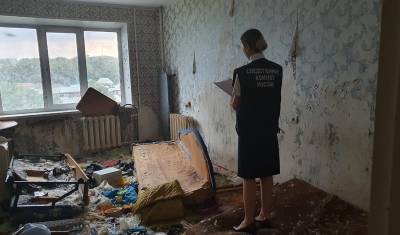 СК предъявил обвинение жительнице Ульяновска, бросившей детей в захламленной квартире