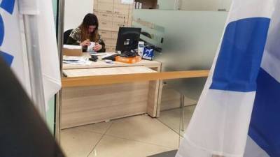 С 8 августа: госучреждения в Израиле ограничивают прием посетителей