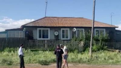 Омские полицейские вели розыск подозреваемого в убийстве семьи в Хакасии