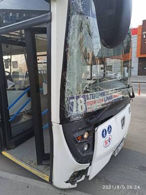 В Ростове произошло ДТП с участием автобуса, есть пострадавшие