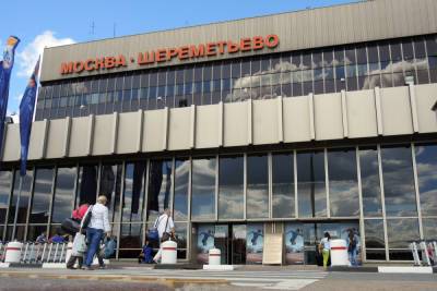 Ребенок получил травму в лифте аэропорта Шереметьево
