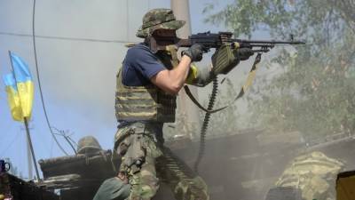 Украина рассекретит материалы о боях в "иловайском котле" в Донбассе