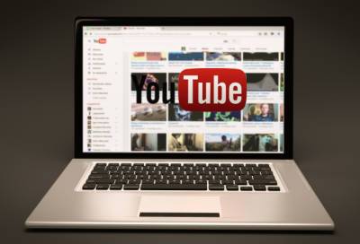 Роскомнадзор обвинил видеохостинг YouTube в цензурировании контента и двойных стандартах