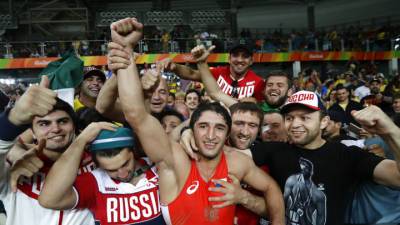 Российский борец Садулаев вышел в полуфинал Олимпийских игр