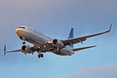 Более 2,8 тысячи самолетов Boeing 737 могут иметь неполадки