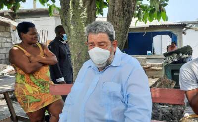 Премьера Сент-Винсента и Гренадин ранили во время протеста из-за прививок - capital.ua - Украина - Сент Винсент и Гренадины