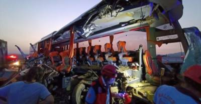 Девять человек погибли и 30 пострадали в ДТП с туристическим автобусом в Турции