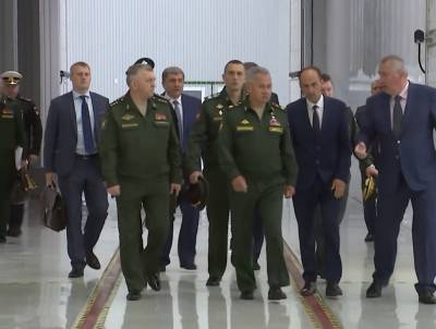 Министр обороны проверил готовность «Красмаша» к серийному выпуску новых МБР «Сармат»