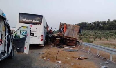 Россиян нет среди погибших в еще одном ДТП с автобусом в Турции