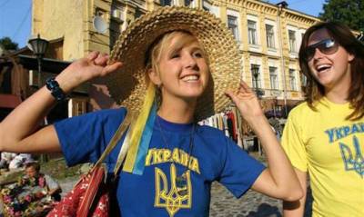 Патриотами считают себя около 80% граждан Украины