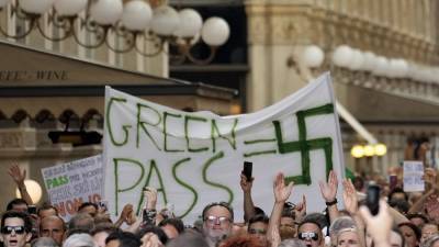 Италия: в школу с "зелёным пропуском"