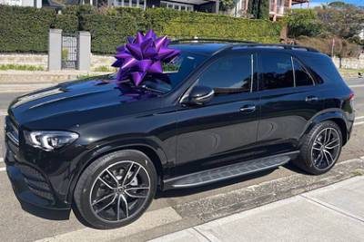 Mercedes Benz - Мать купила детям-школьникам Mercedes за миллионы рублей и была обругана в сети - lenta.ru - Австралия