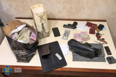 В Харьковской области банда полицейских терроризировала бизнесменов, угрожая расправой