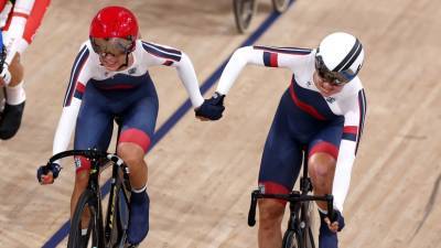 Велогонщицы Новолодская и Хатунцева завоевали бронзу в мэдисоне на Олимпиаде